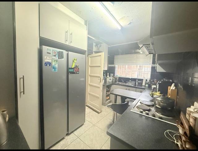 3 BEDROOM HOUSE FOR SALE IN VANDERBIJLPARK CE 2